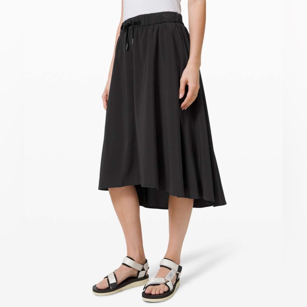 Lululemon Time to Flounce Skirt